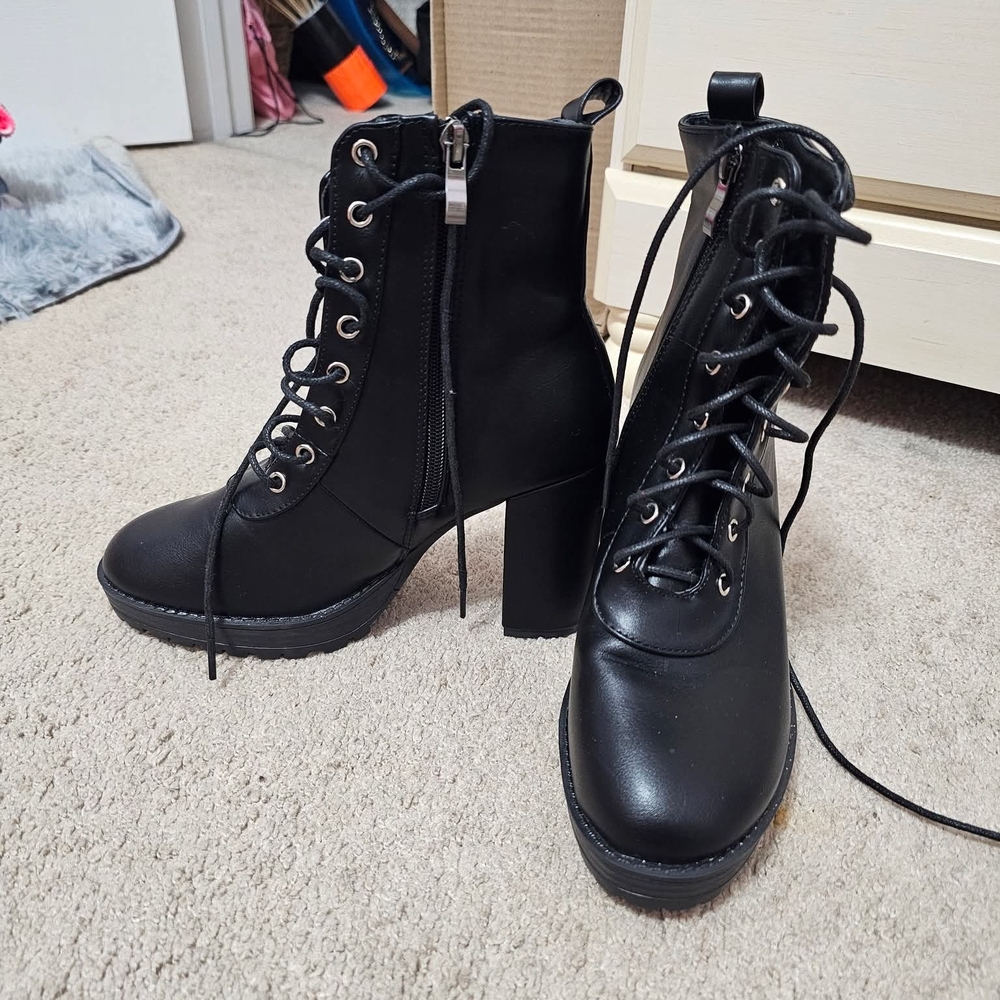 Stylish Black Lace-Up Ankle Boots